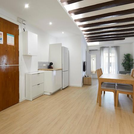 17 Nice Apartment Next To El Molino Barcelona Eksteriør bilde