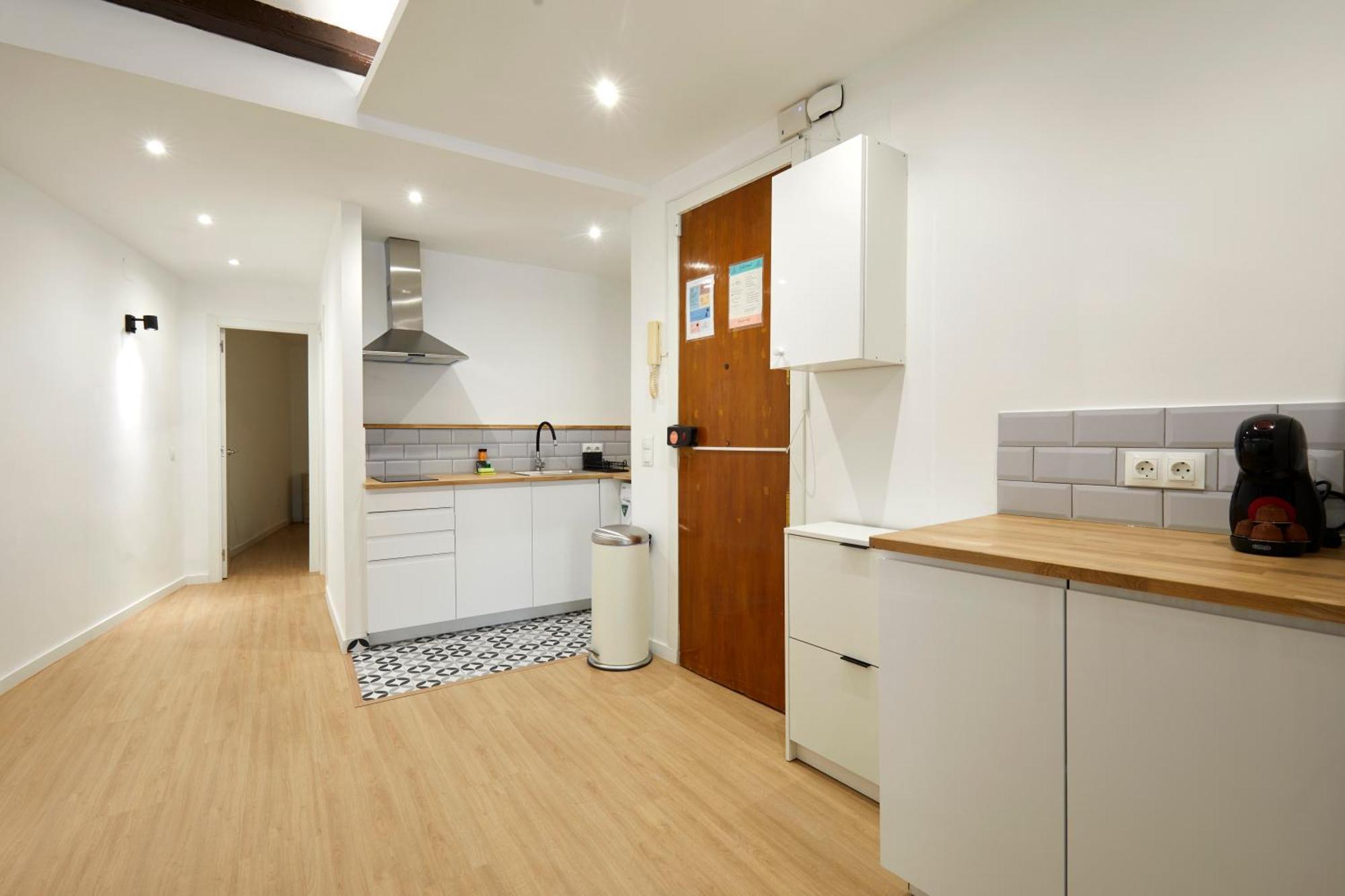 17 Nice Apartment Next To El Molino Barcelona Eksteriør bilde